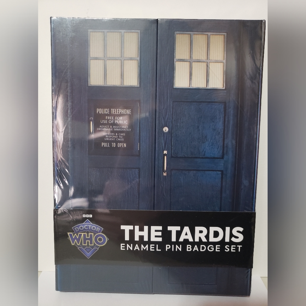 Titan Entertainment Doctor Who The Tardis Collection Pin Set SDCC 2023 Exclusive